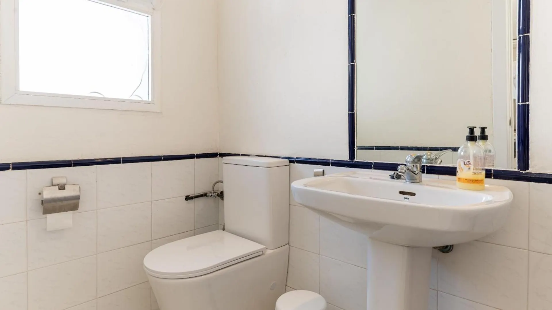 Cozy 3-Bedroom Townhouse In Calahonda MIJAS COSTA Spain
